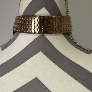 Gold choker